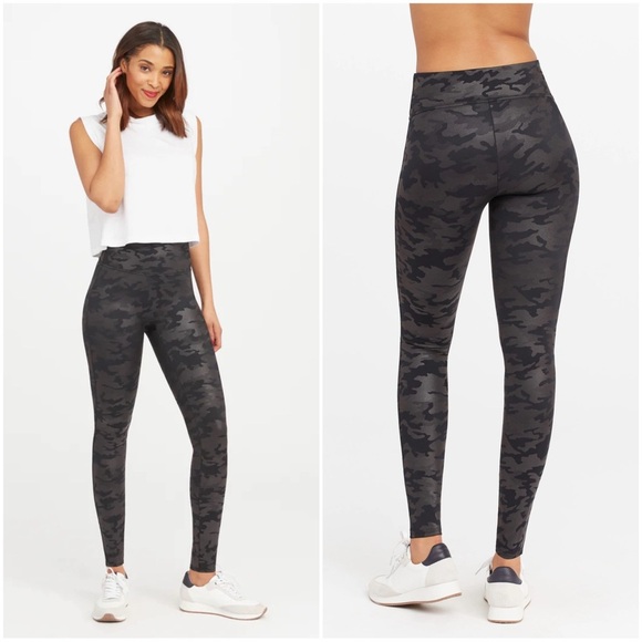 Spanx Faux Leather Camo Leggings Size Small - Picture 1 of 9